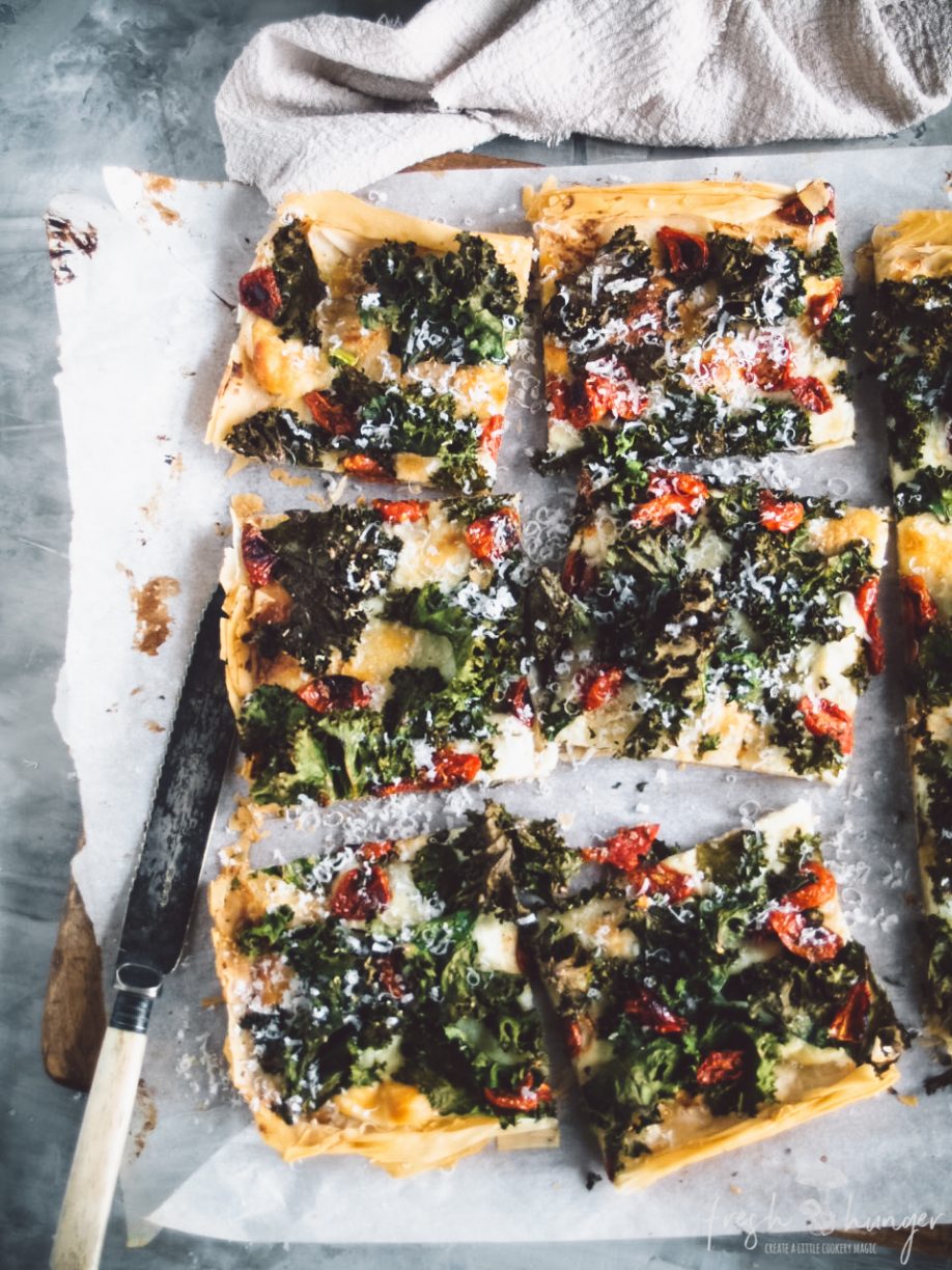 ROASTED TOMATO, GARLICY KALE & 3-CHEESE PIZZA