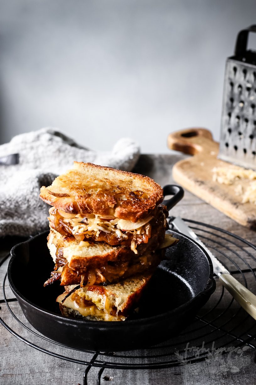 CIDER ONION AND APPLE GRILLED CHEESE 